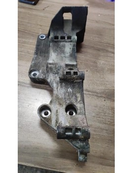 06A903143 SEAT IBİZA VW GOLF BORA AKL ŞARJ KLİMA KOMPRESÖR BRAKET