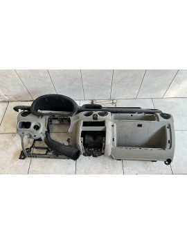 2006 RENAULT KANGOO 2 BOŞ GÖĞÜS