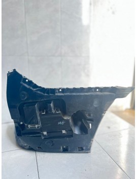 BMW F10 SAĞ ARKA TAMPON BRAKETİ