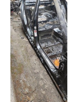 BMW F10 SAĞ KESME MARŞPİYEL 