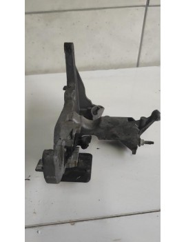 AV2Q-9B470-AC  2012 FORD FİESTA EMME MANİFOLD BRAKETİ