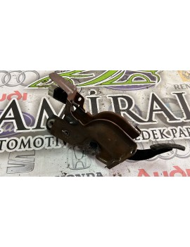 2013 DACİA DOKKER DEBRİYAJ PEDALI