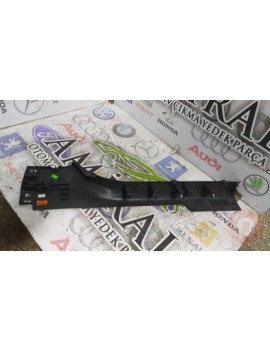 769517629R 2018 MEGAN 4 SAĞ ÖN İÇ KAPLAMA