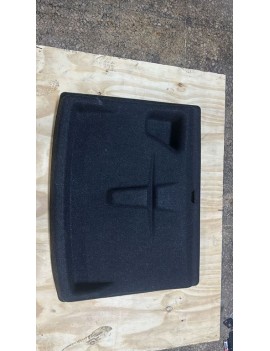 031332509 2019 VOLVO V40 ARKA BAĞAJ KAPLAMASI