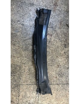 2019 VOLVO V40 ÖN CAM ELEĞİ