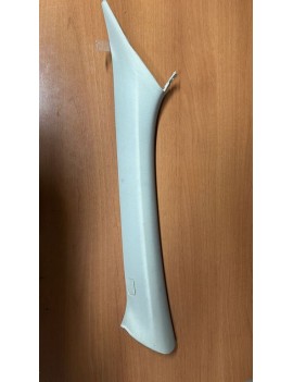 31102345 IH 2019 VOLVO V40 SOLÖN DİREK BAKALİTİ