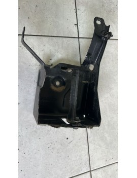 31290752 VOLVO V40 YARDIMCI AKÜ BRAKETİ