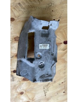 31305379 2019 VOLVO V40 ÖN ORTA KEÇE 