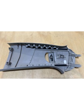 31307224 RH 2019 VOLVO V40 SAĞ ÖN KAPI DİREĞİ PLASTİK