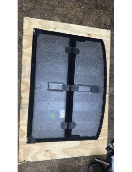 31332549 2019 VOLVO V40 ARKA BAĞAJ İÇ KAPLAMA