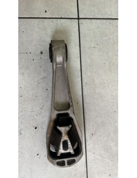 31359642 VOLVO V40 MOTOR ÜST TAKOZU