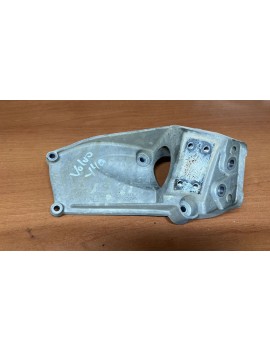 31370633 2019 VOLVO V40 AKİS BRAKETİ