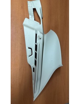 31389391 RH 2019 VOLVO V40 ARKA BAĞAJ PLASTİK