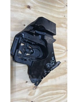 31395103 2019 VOLVO V40 SOL ARKA TAMPON BRAKETİ