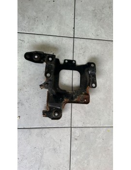 31420307 2019 VOLVO HAVA FİLİTRE KUTUSU ALT TUTUCU