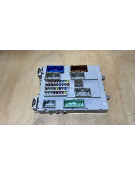 31453132 2019 VOLVO V40 İÇ BCM