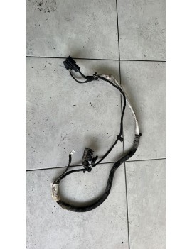 31687576 2019 VOLVO V40 TESİSAT