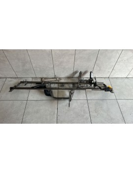 3967438 2019 VOLVO V40 GÖĞÜS DEMİRİ