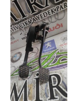 BMW E36 3.18 FREN DEBRİYAJ PEDALI