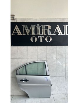 HYUNDAİ ACCENT ERA SAĞ ARKA DOLU KAPI