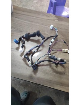 2002 TOYOTA VERSO SOL ÖN KAPI TESİSATI