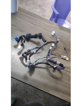 2002 TOYOTA VERSO SOL ÖN KAPI TESİSATI