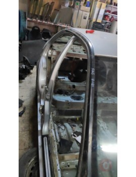 VW BORA SAĞ TAVAN LASTİĞİ