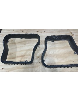 2010 VW CADDY KOLTUK ALT PLASTİKLERİ ADET